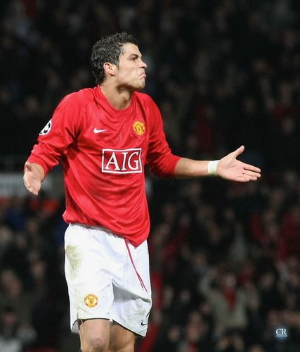 级赛事中 级赛事中